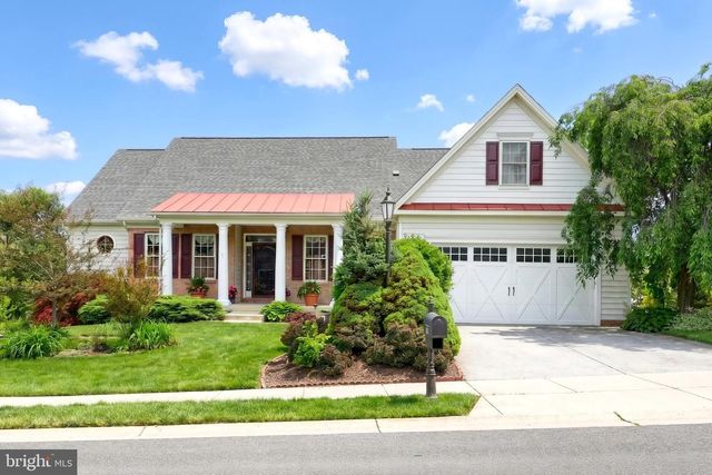 35 WAXWING LN, Gettysburg, PA 17325