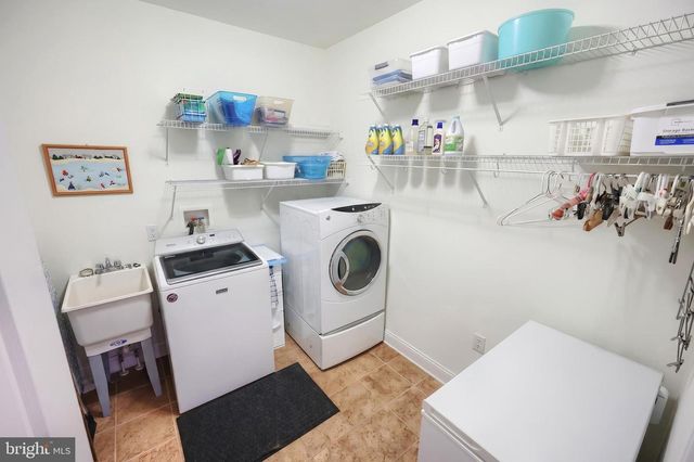 35 WAXWING LN, Gettysburg, PA 17325