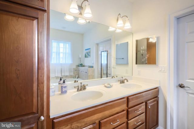 35 WAXWING LN, Gettysburg, PA 17325