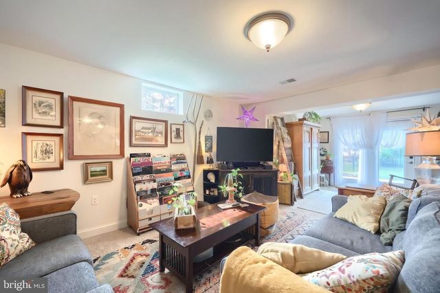 35 WAXWING LN, Gettysburg, PA 17325