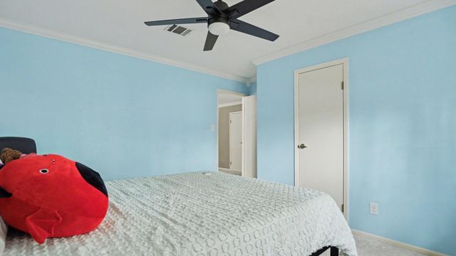 5322 Creek Shadows Drive, Houston, TX 77339