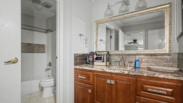 5322 Creek Shadows Drive, Houston, TX 77339