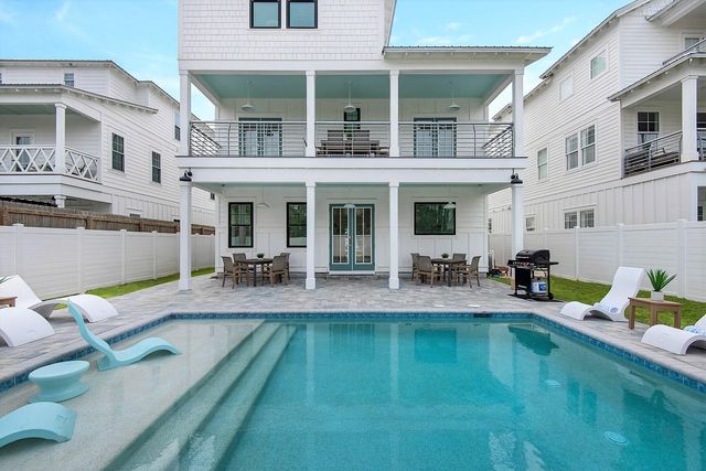 90 Pompano Street, Destin, FL 32541
