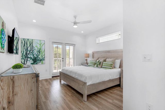 90 Pompano Street, Destin, FL 32541