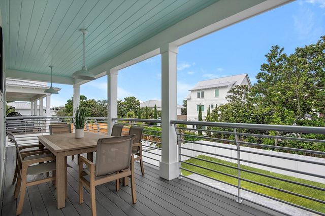 90 Pompano Street, Destin, FL 32541