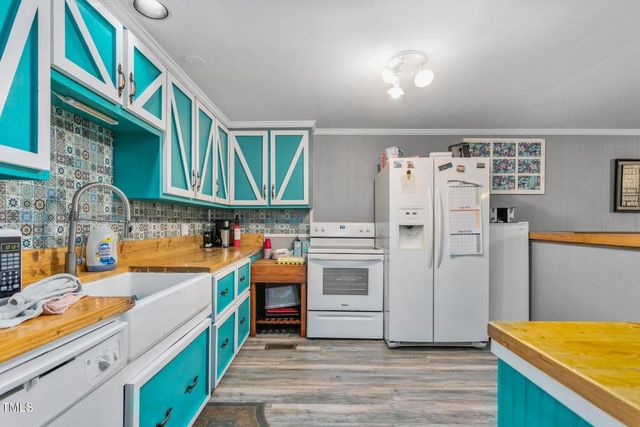 2130 Carolina Road, Burlington, NC 27217