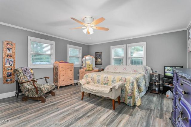 2130 Carolina Road, Burlington, NC 27217