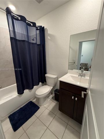 779 SE 18th St 779, Homestead, FL 33034