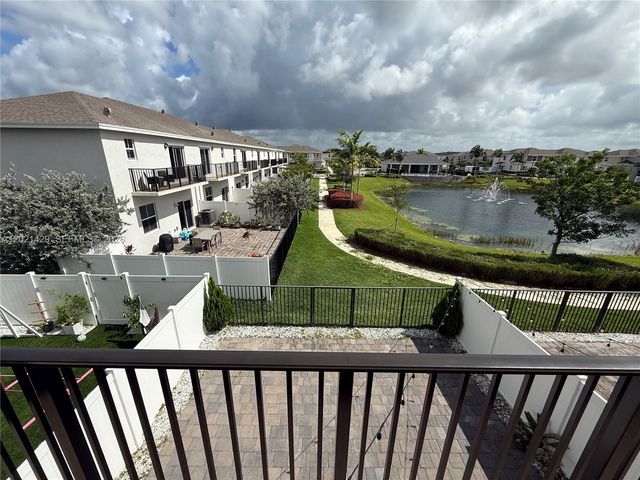 779 SE 18th St 779, Homestead, FL 33034