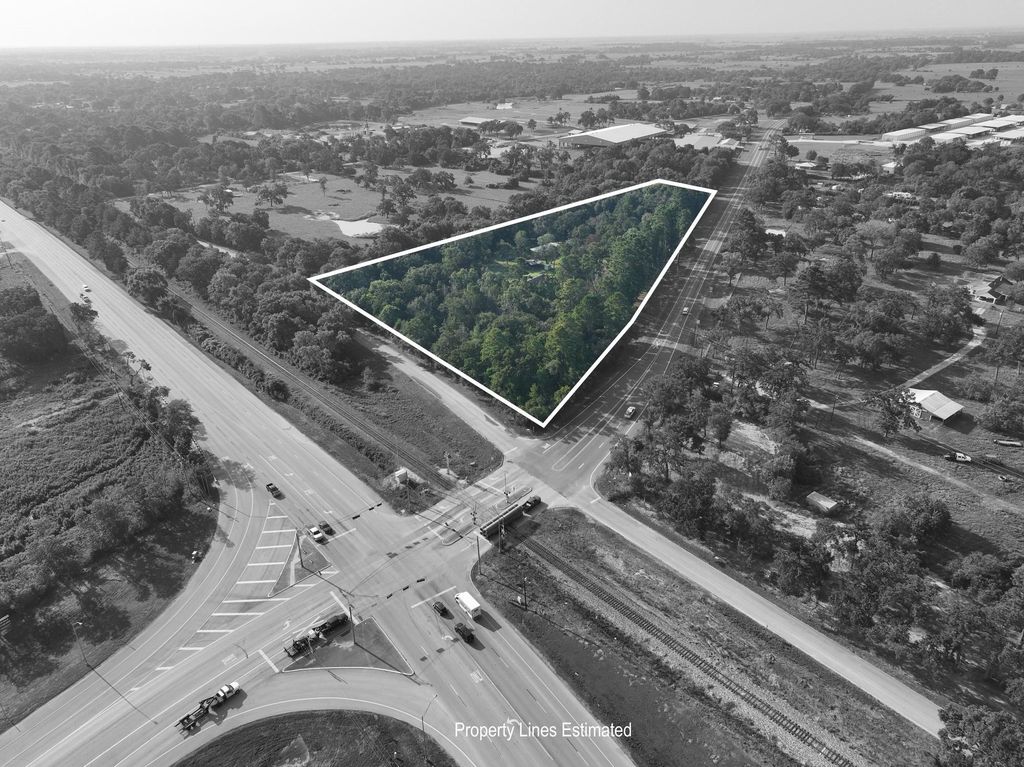 22272 Fm 359 Road, Hempstead, TX 77445