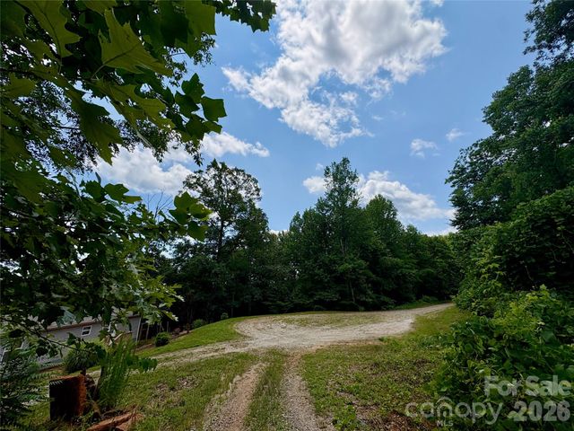 289 Champange Ridge, Lake Lure, NC 28746