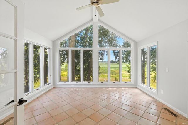 6719 W Canal Pointe Lane, Fort Wayne, IN 46804