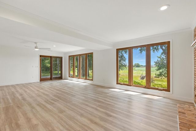 6719 W Canal Pointe Lane, Fort Wayne, IN 46804