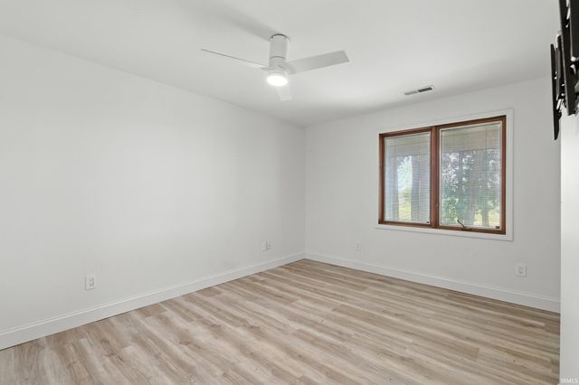 6719 W Canal Pointe Lane, Fort Wayne, IN 46804