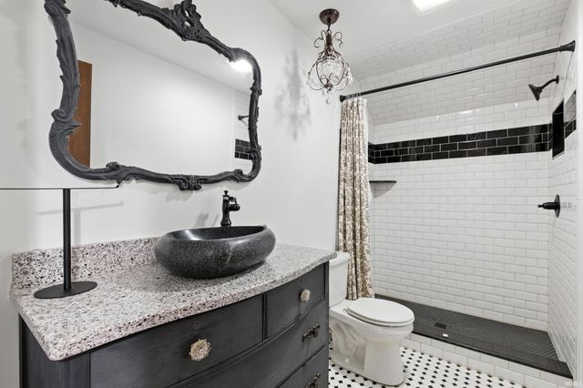 6719 W Canal Pointe Lane, Fort Wayne, IN 46804