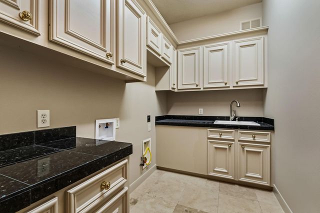 16227 Villa Fontana Way, Houston, TX 77068