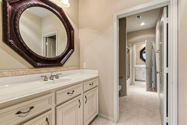 16227 Villa Fontana Way, Houston, TX 77068