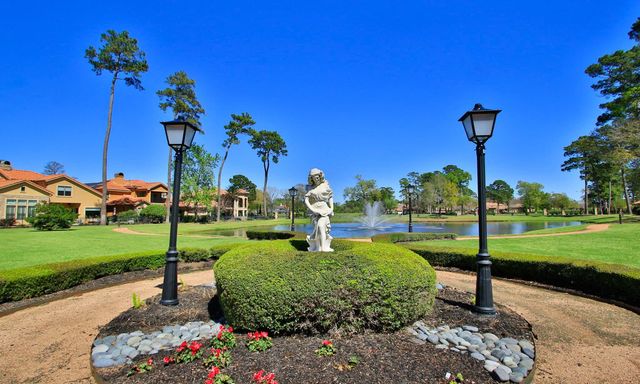16227 Villa Fontana Way, Houston, TX 77068