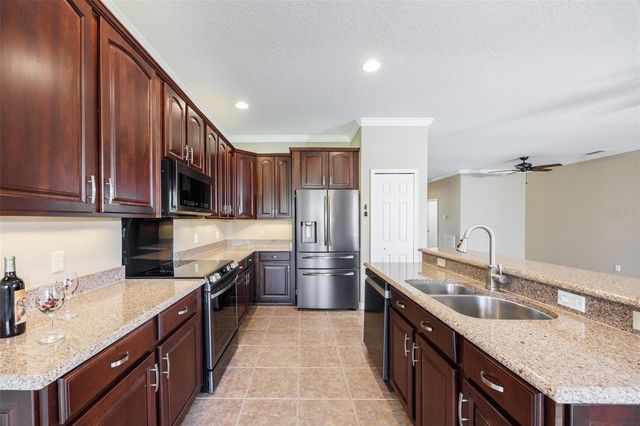 336 SILVER FALLS DRIVE, Apollo Beach, FL 33572