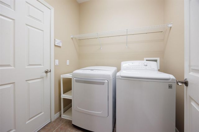 336 SILVER FALLS DRIVE, Apollo Beach, FL 33572