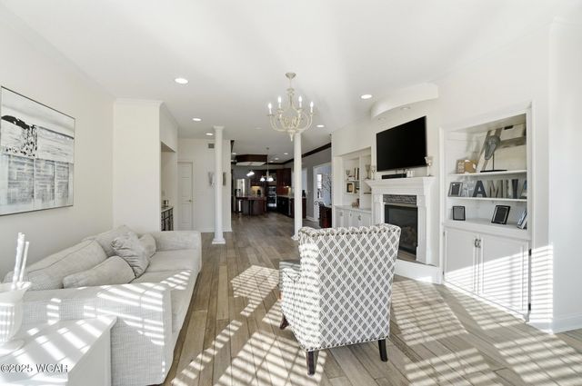 2905 Oak Hill Court, Lima, OH 45805