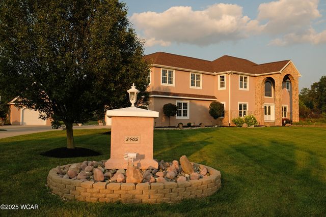 2905 Oak Hill Court, Lima, OH 45805