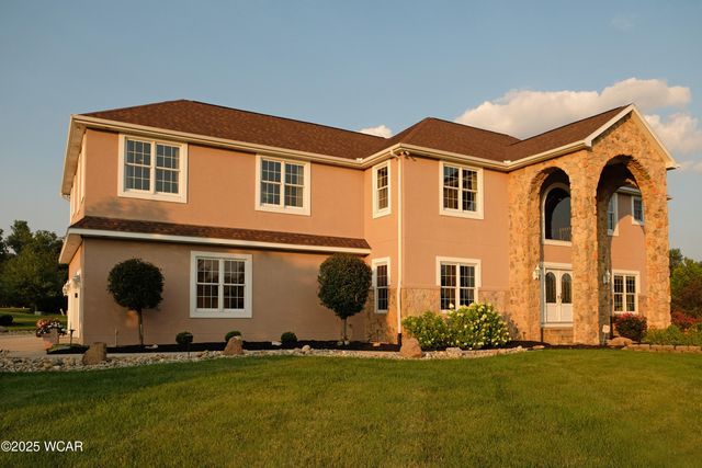 2905 Oak Hill Court, Lima, OH 45805