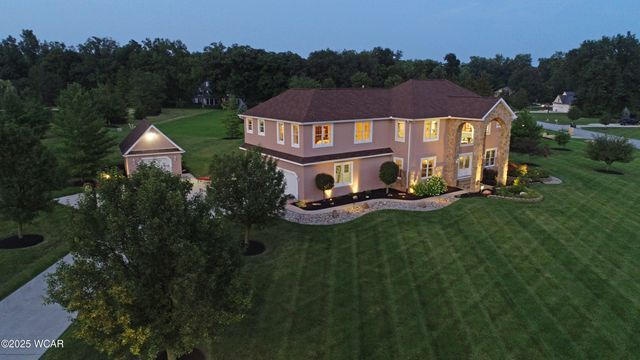 2905 Oak Hill Court, Lima, OH 45805