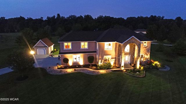 2905 Oak Hill Court, Lima, OH 45805