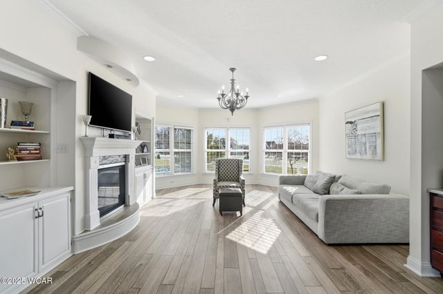 2905 Oak Hill Court, Lima, OH 45805