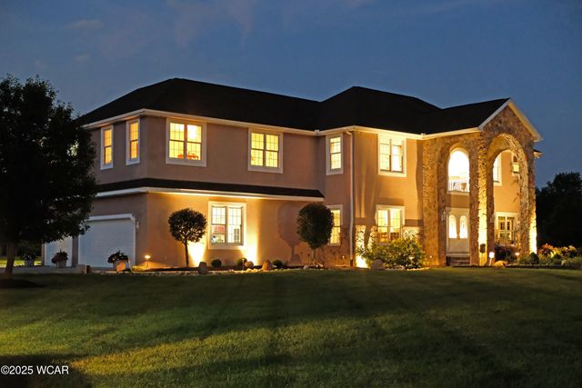 2905 Oak Hill Court, Lima, OH 45805