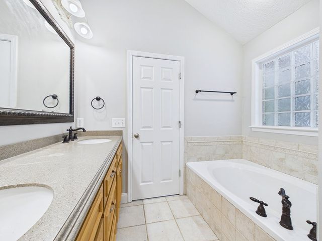 5513 River Rock Court, Columbus, GA 31907