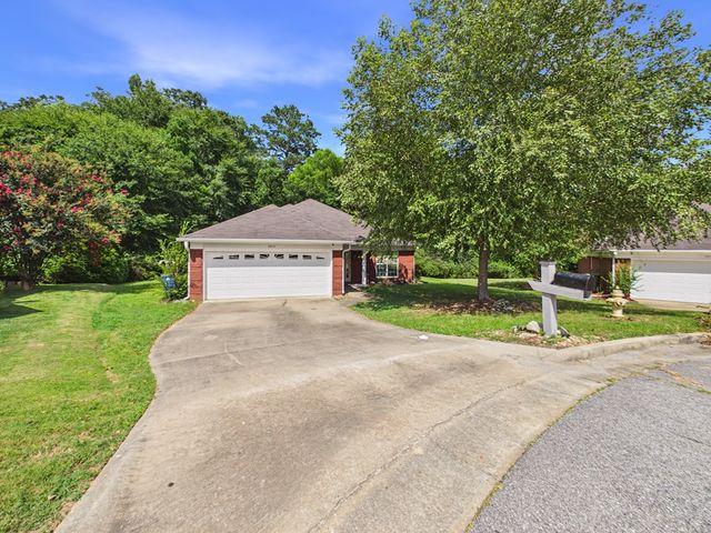 5513 River Rock Court, Columbus, GA 31907