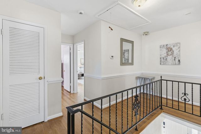 1 GLENLUCE CT, Towson, MD 21286