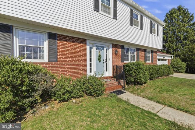 1 GLENLUCE CT, Towson, MD 21286