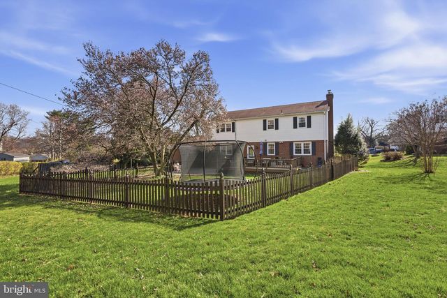 1 GLENLUCE CT, Towson, MD 21286