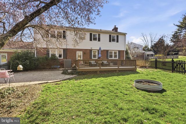 1 GLENLUCE CT, Towson, MD 21286