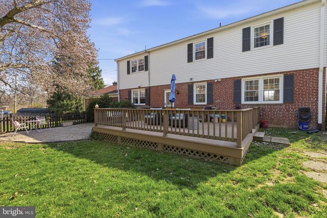 1 GLENLUCE CT, Towson, MD 21286