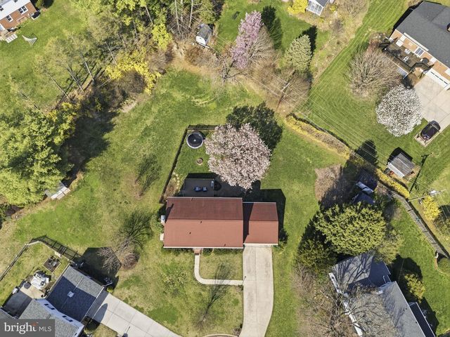 1 GLENLUCE CT, Towson, MD 21286