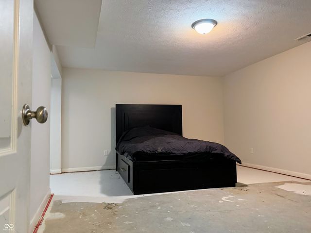 1197 Chapman Drive, Greenfield, IN 46140