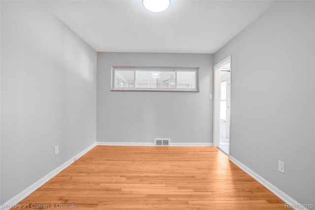 9335 Louis Street, Redford Charter Township, MI 48239