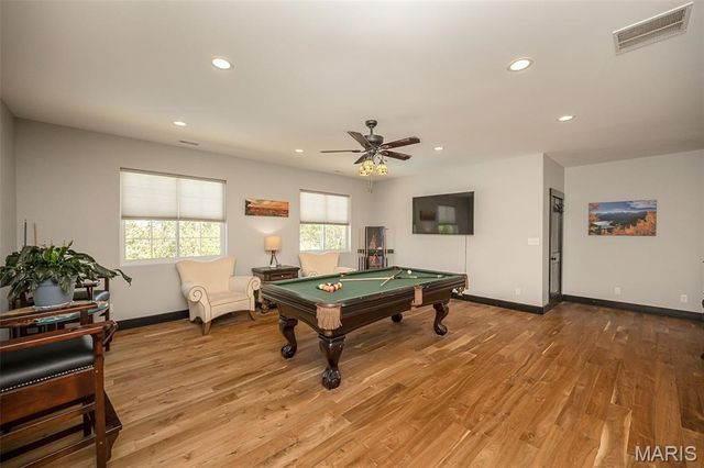 604 Glyn Cagny, Ballwin, MO 63021