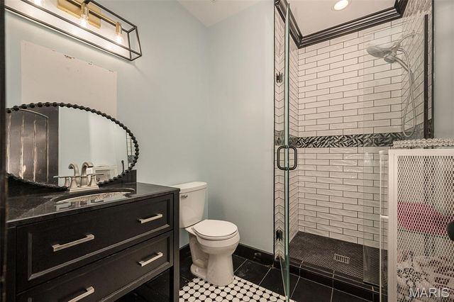 604 Glyn Cagny, Ballwin, MO 63021