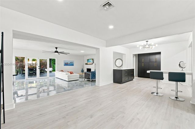417 NE 11th Avenue, Pompano Beach, FL 33060