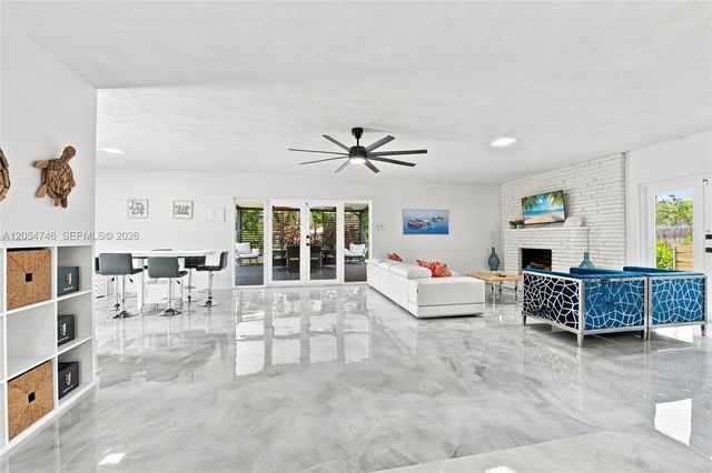 417 NE 11th Avenue, Pompano Beach, FL 33060