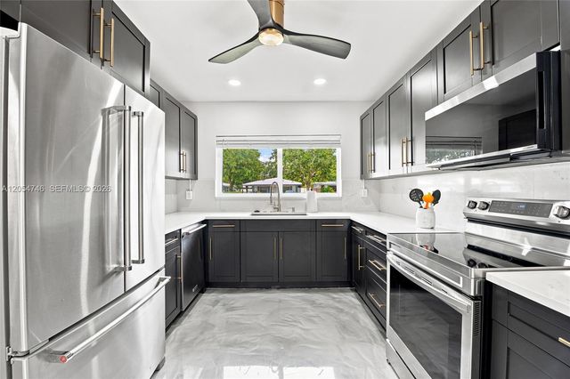 417 NE 11th Avenue, Pompano Beach, FL 33060