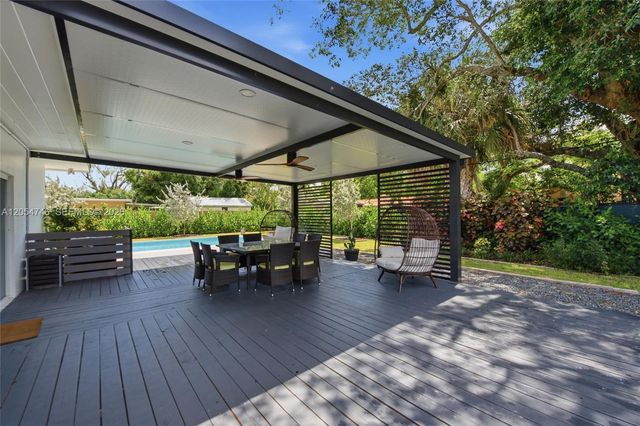 417 NE 11th Avenue, Pompano Beach, FL 33060