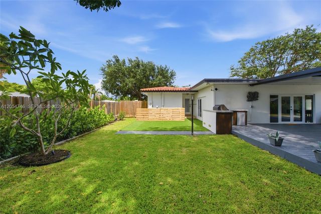417 NE 11th Avenue, Pompano Beach, FL 33060