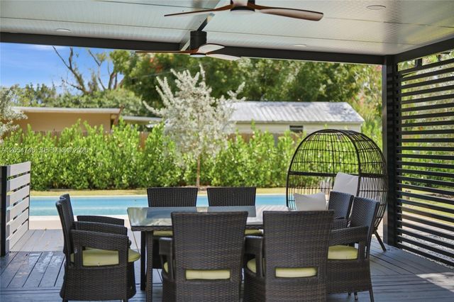417 NE 11th Avenue, Pompano Beach, FL 33060