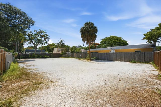 417 NE 11th Avenue, Pompano Beach, FL 33060